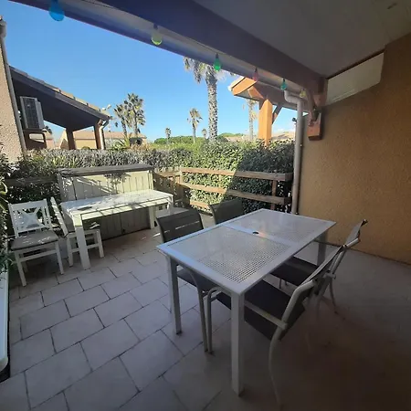 Vakantiehuis Pavillon 5 Pers Avec Clim Et Terrasse En Avec Piscine - Fr-1-781-85 *