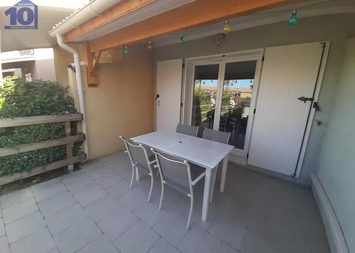 Pavillon 5 Pers Avec Clim Et Terrasse En Avec Piscine - Fr-1-781-85 Holiday home *